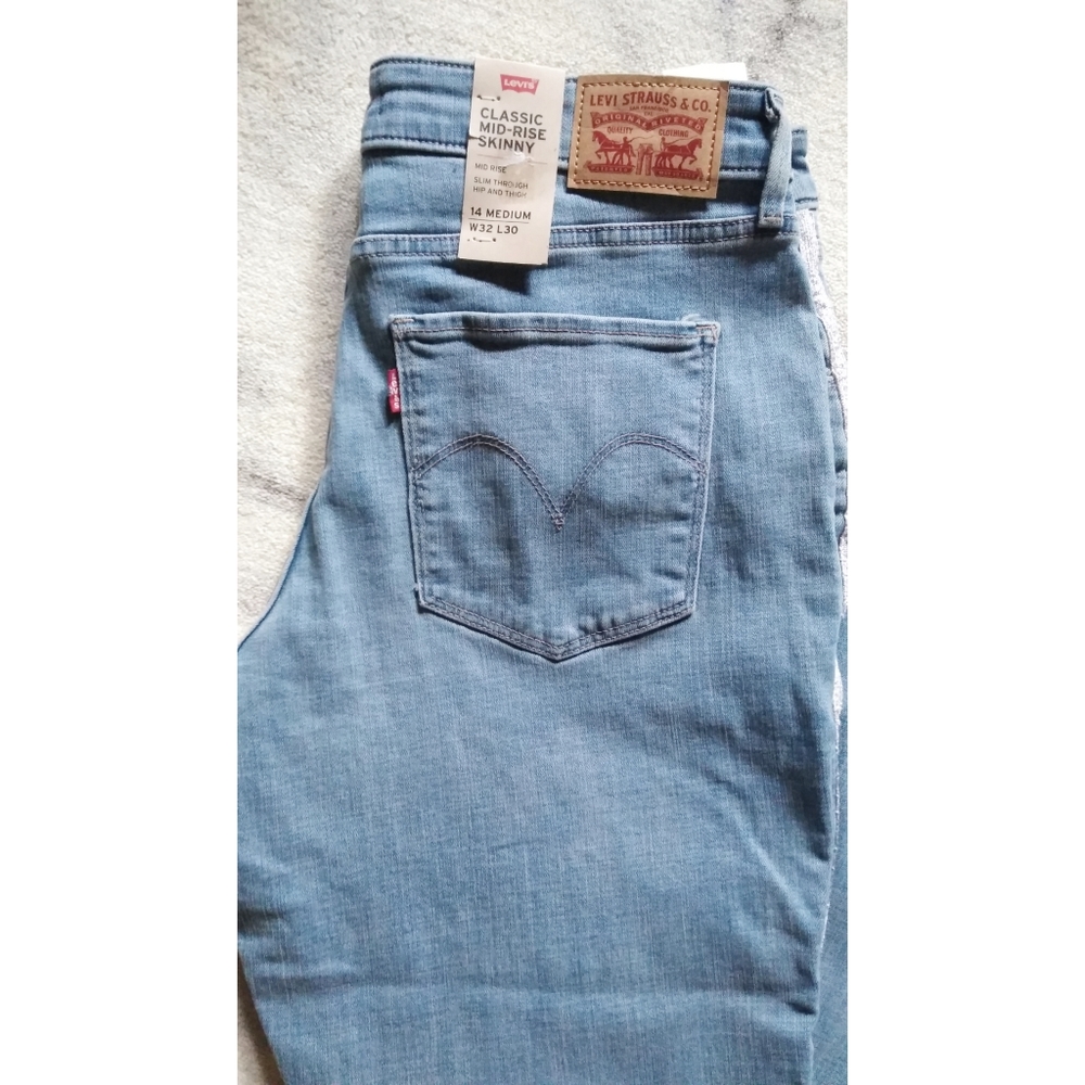 Levi's Sculpt Jeans Classic Mid Rise Skinny Jean - Picture 4 of 5